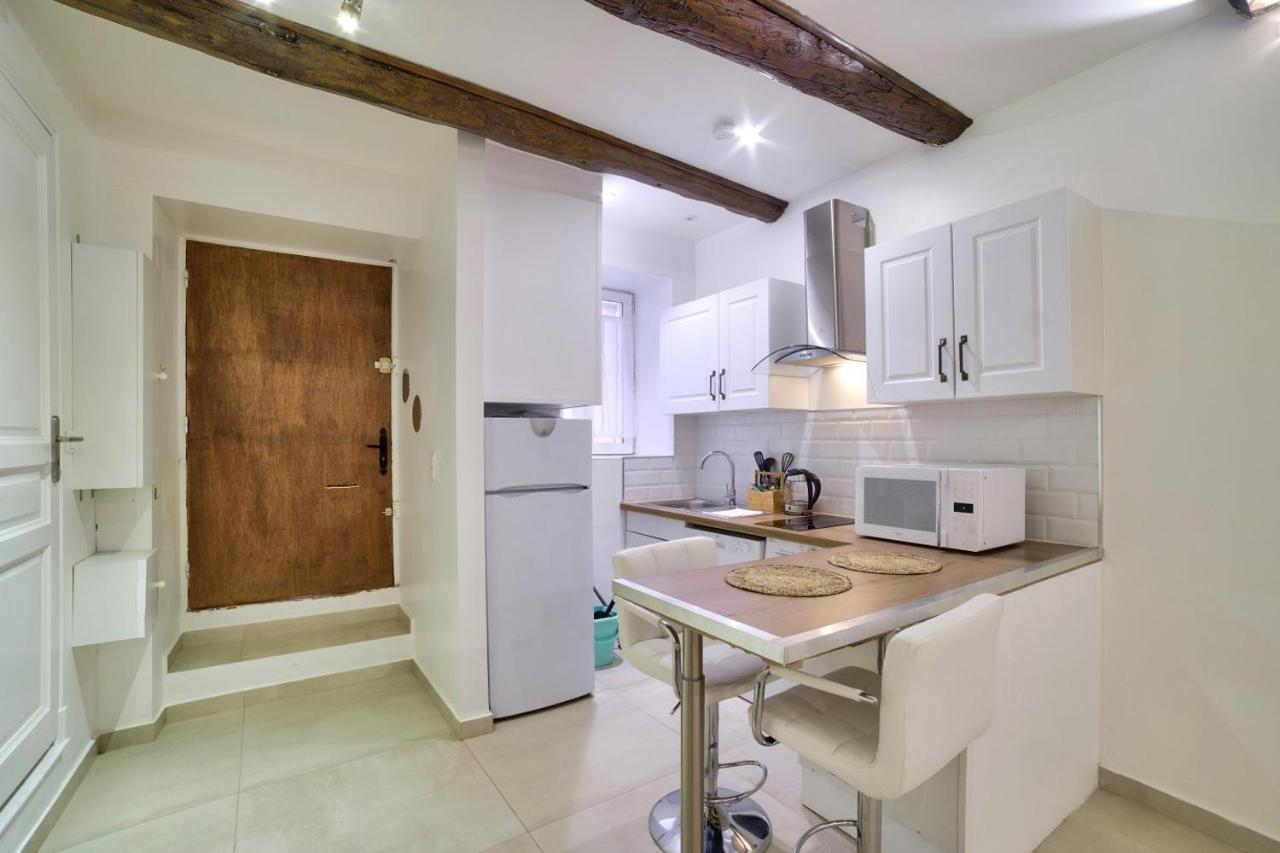 Superb Flat Near The Beach In אנטיב מראה חיצוני תמונה