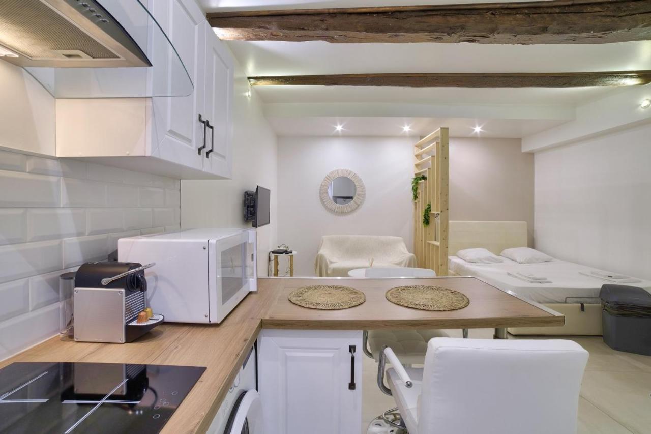 Superb Flat Near The Beach In אנטיב מראה חיצוני תמונה