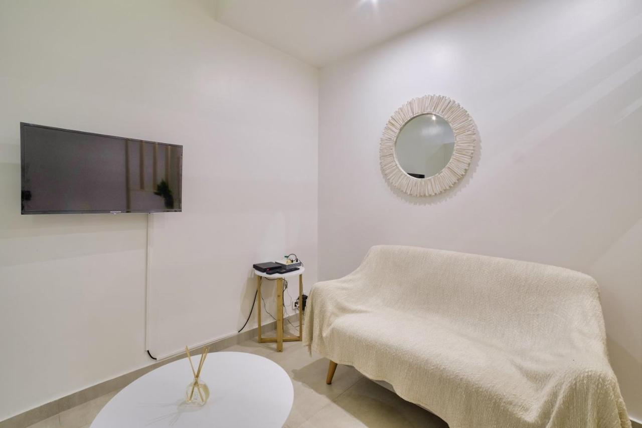 Superb Flat Near The Beach In אנטיב מראה חיצוני תמונה
